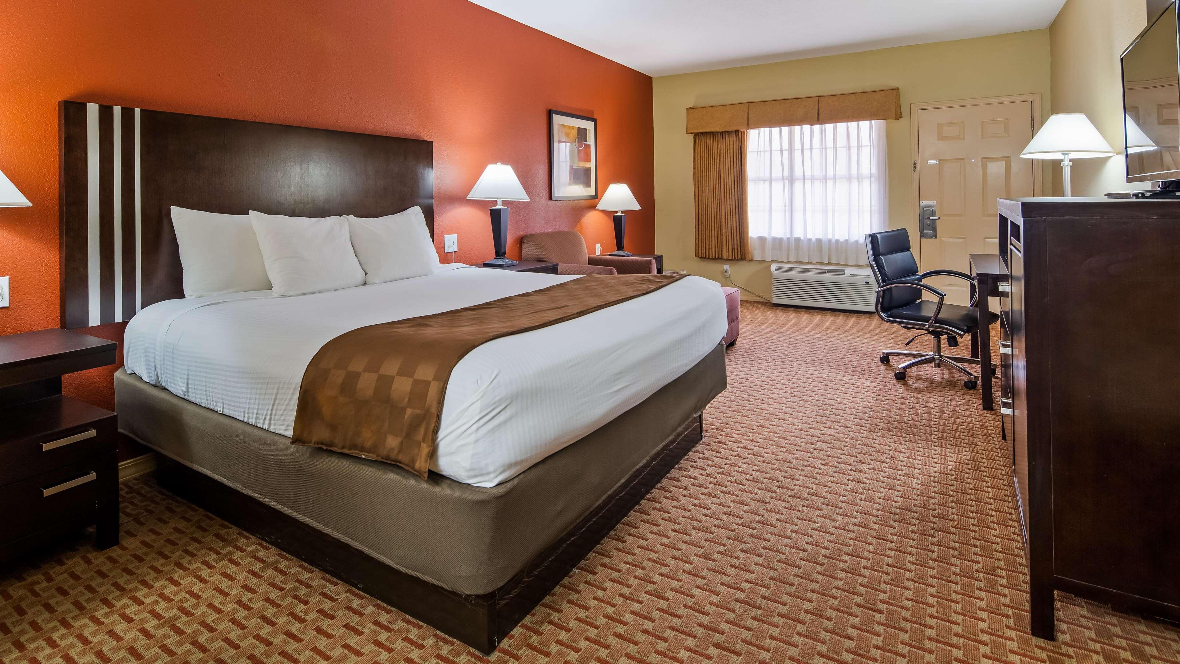 Best Western Airport Inn Monroe Bagian luar foto