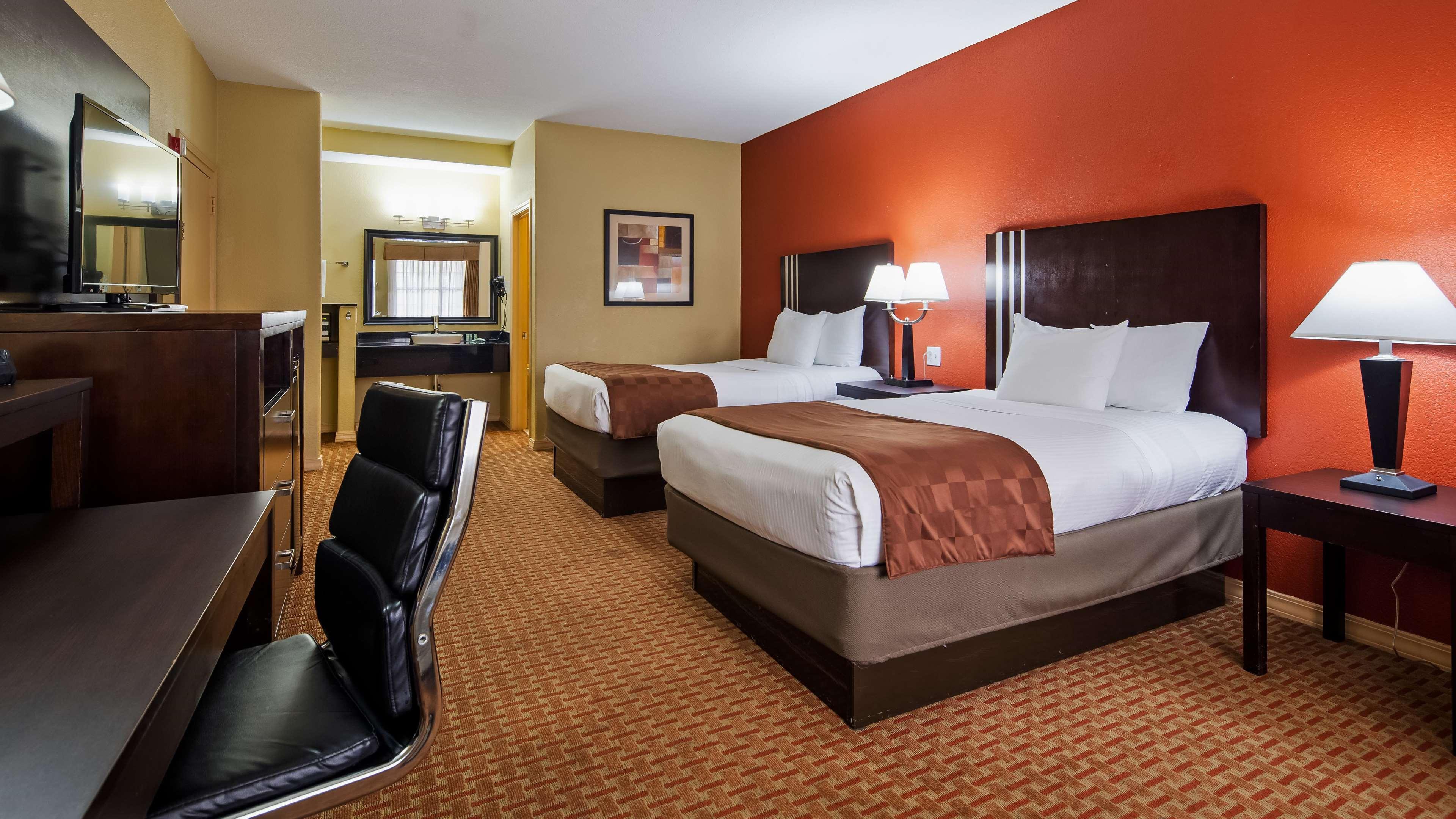 Best Western Airport Inn Monroe Bagian luar foto
