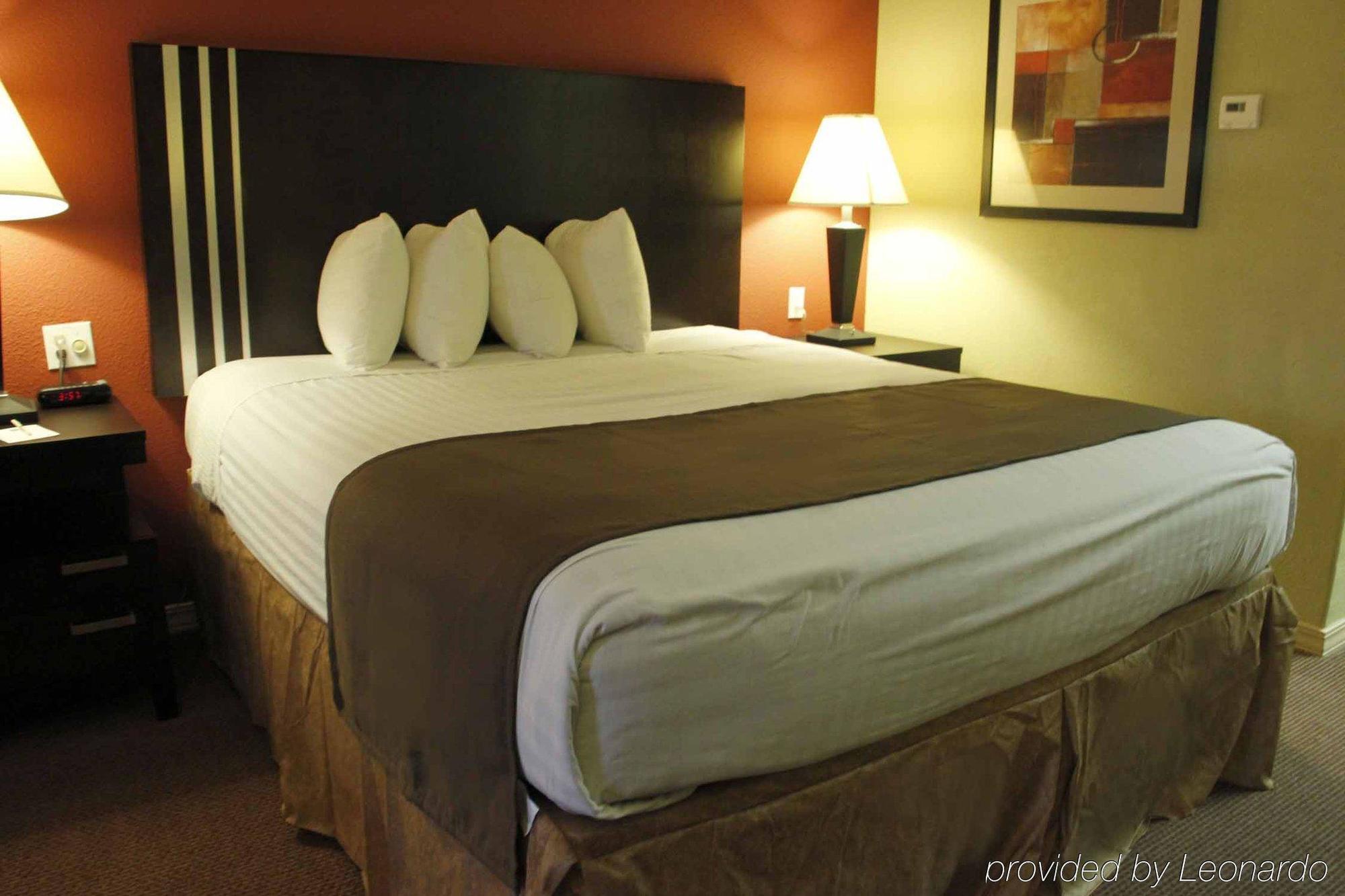 Best Western Airport Inn Monroe Bagian luar foto