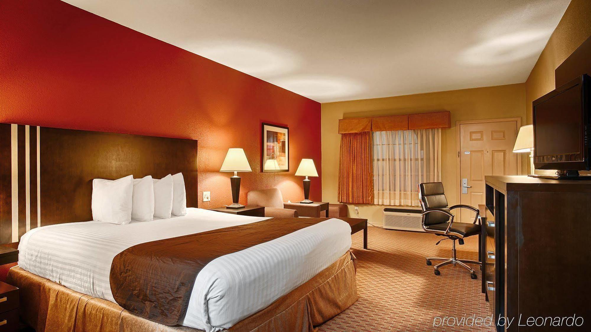 Best Western Airport Inn Monroe Bagian luar foto