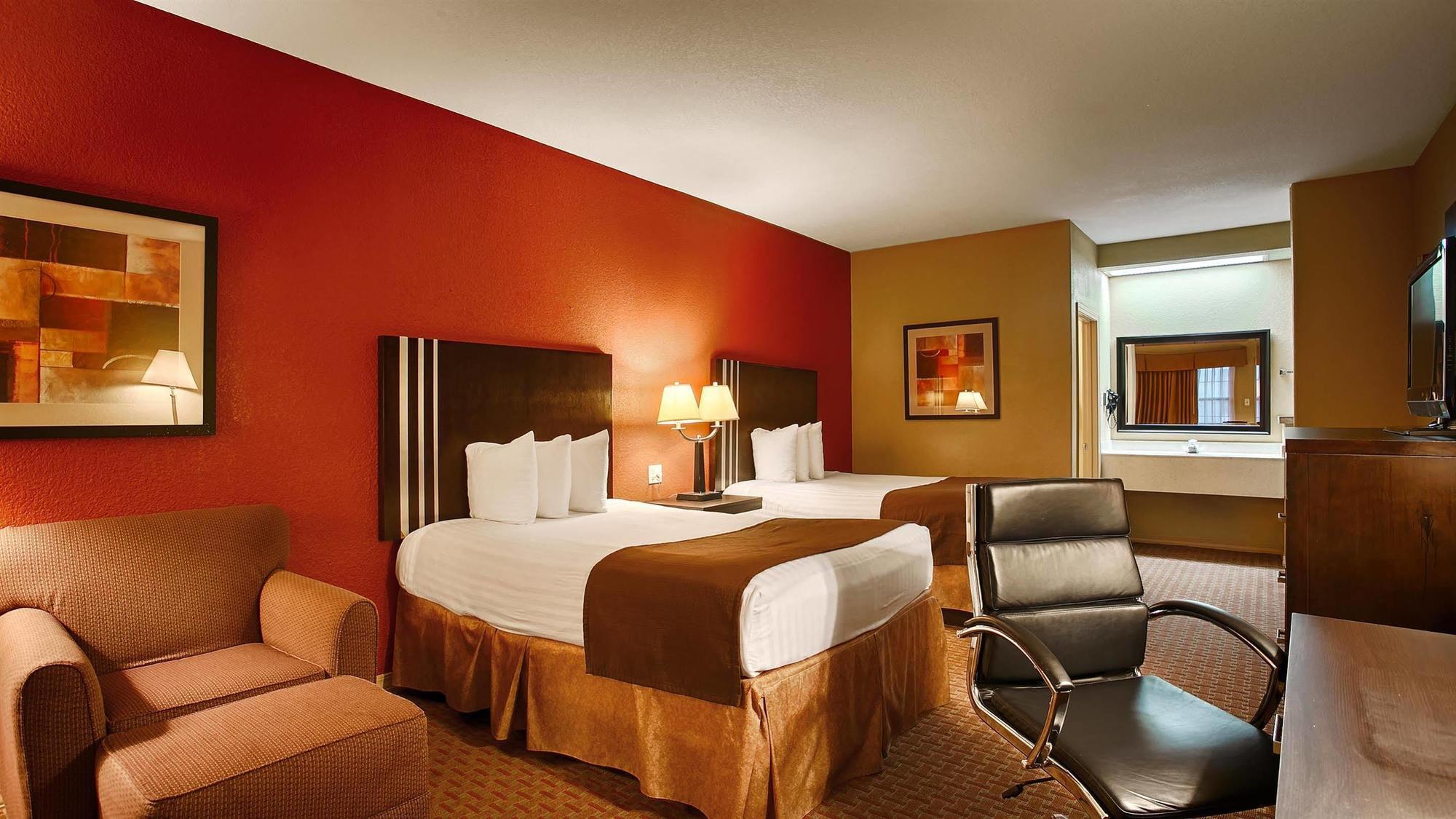 Best Western Airport Inn Monroe Bagian luar foto