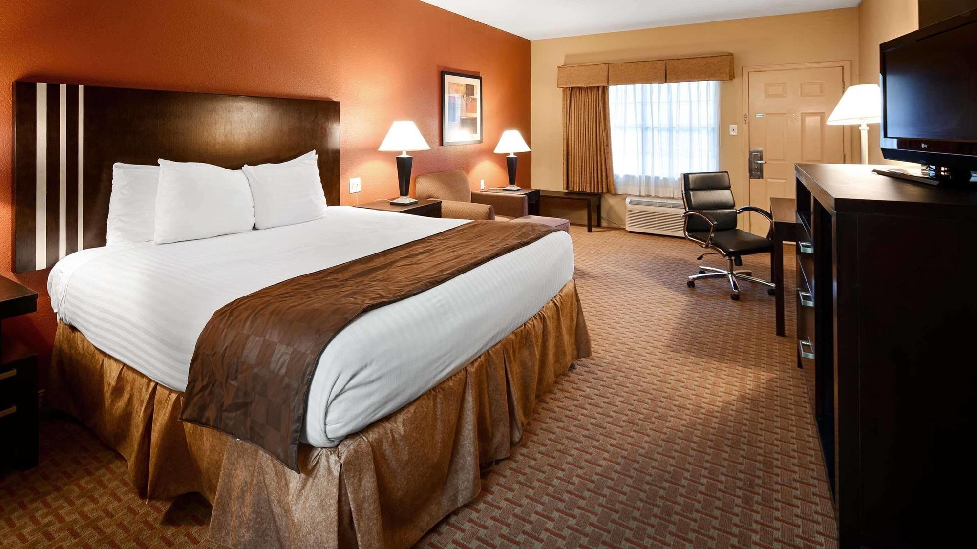 Best Western Airport Inn Monroe Bagian luar foto